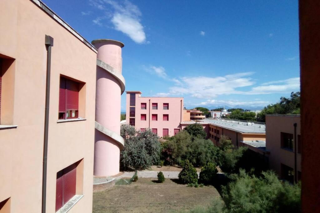 Casa Nel Parco Sulla Spiaggia ปิซา ภายนอก รูปภาพ